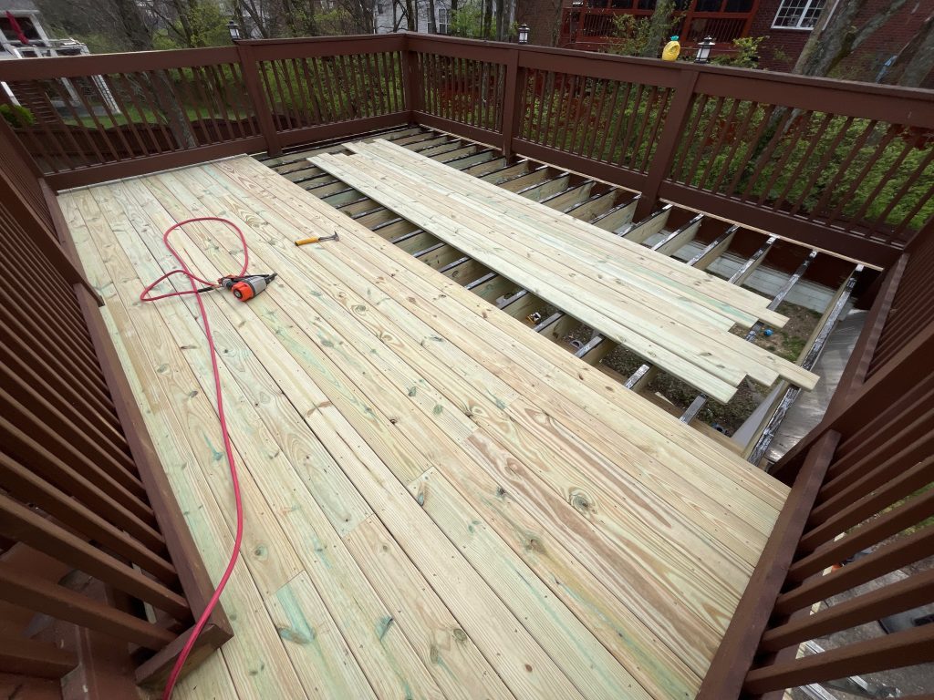 Nashville Deck Builder